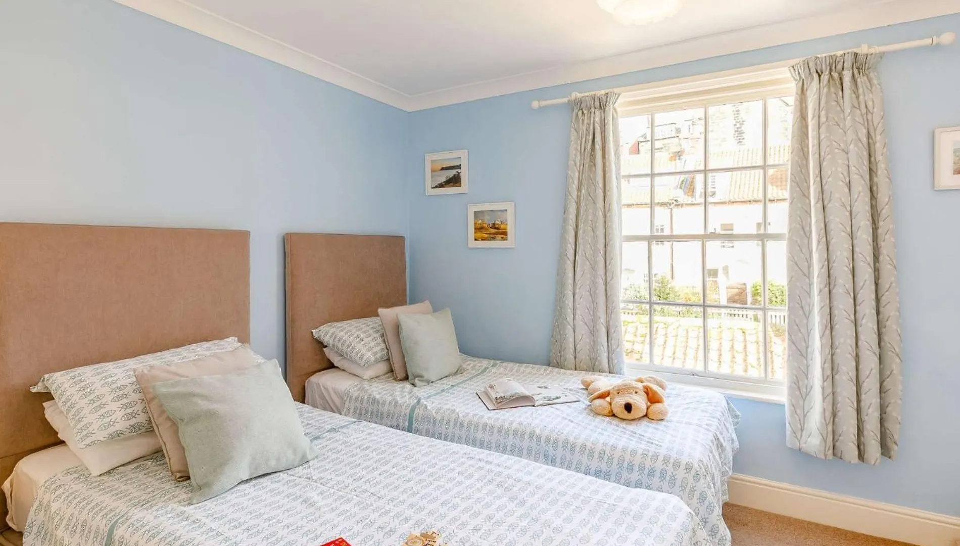 2 Bed In Robin Hoods Bay 87059 Villa Robin Hood's Bay