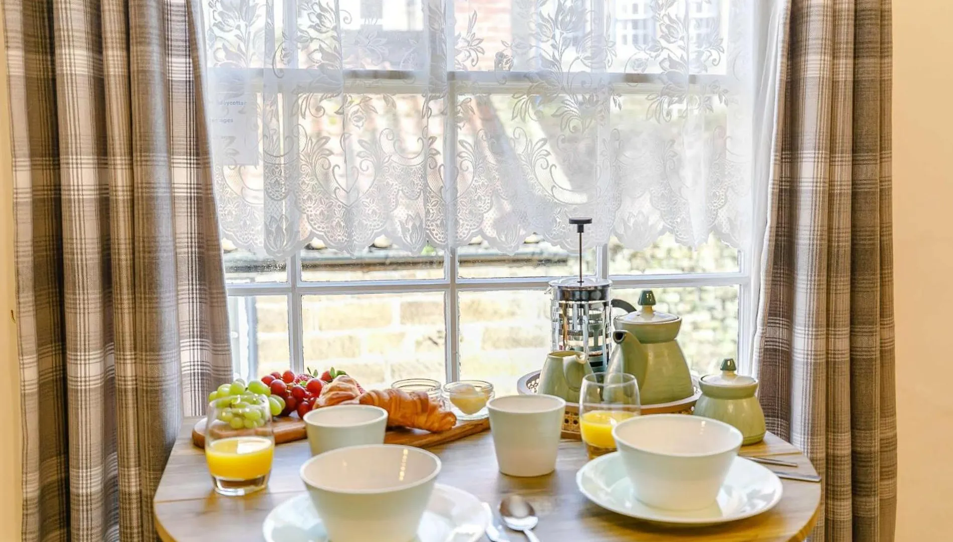 2 Bed In Robin Hoods Bay 87059 Villa Robin Hood's Bay 0*,  Storbritannien